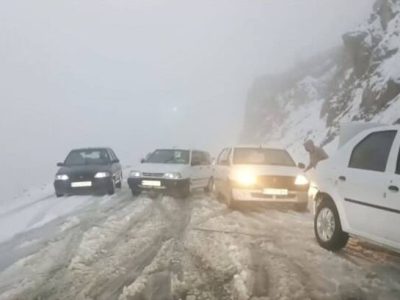 بارش برف بهاری در گردنه تته