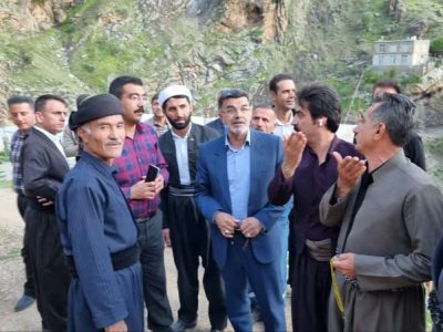 بازدید فرماندار از روستای زردویی