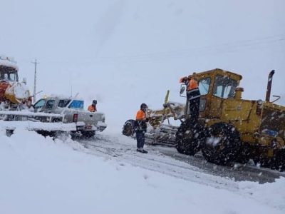 بازگشایی راه های روستای پاوه