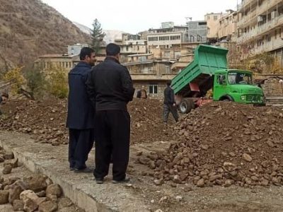 تسطیح چمن مصنوعی باینگان