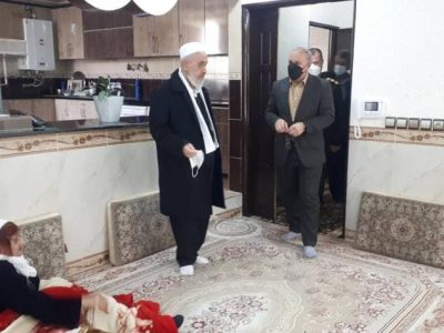 دیدار با خانواده شهدا در پاوه