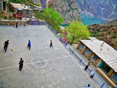زمین فوتبال در پاوه