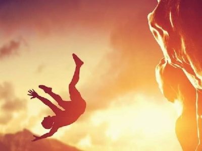 سقوط از کوه