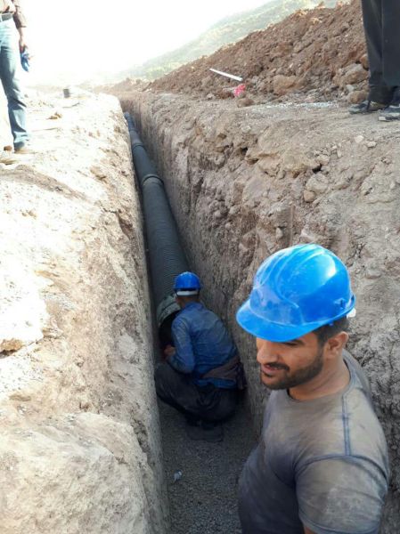 بیش از ۳ هزار و ۵۰۰ متر شبکه فاضلاب در شهر جوانرود اجرا شده است/ عکس