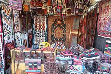 ایجاد بازارچه صنایع دستی در شهرستانهای پاوه و جوانرود