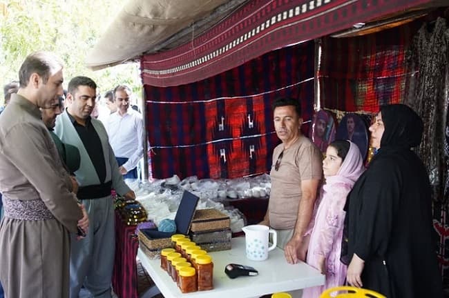 برپایی نمایشگاه صنایع‌دستی در جوانرود