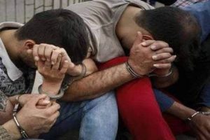 سارقان محتویات خودرو در جوانرود دستگیر شدند