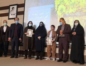 معلمان پژوهنده و دانش‌آموزان پژوهشگر شهرستان جوانرود تجلیل شدند
