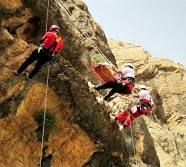 نجات دو کوهنورد گرفتار در ارتفاعات شاهو