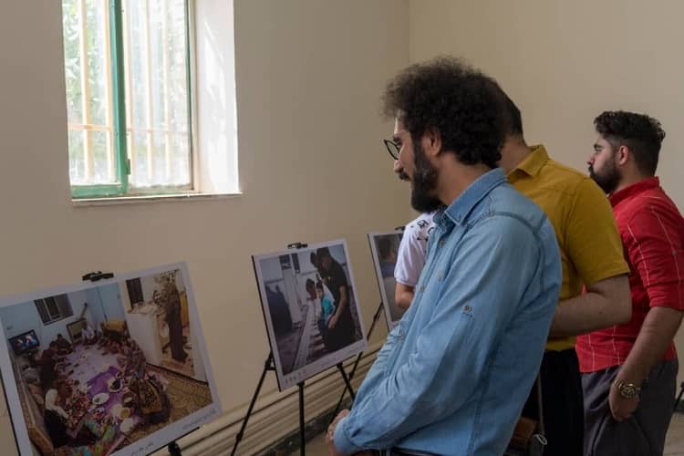 نمایشگاه عکس «رمضان در میراث جهانی هورامان» در جوانرود گشایش یافت