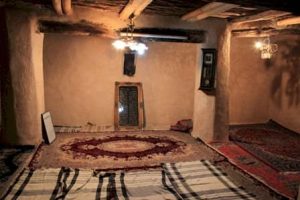 چله خانه تاریخی روستای هجیج پاوه مرمت می‌شود
