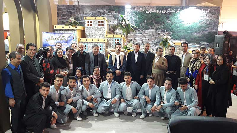 گزارش نهایی از حضور موفق نمایندگان شهرستان پاوه در چهارمین نمایشگاه توانمندی روستاییان و عشایر کشور در تهران + تصاویر